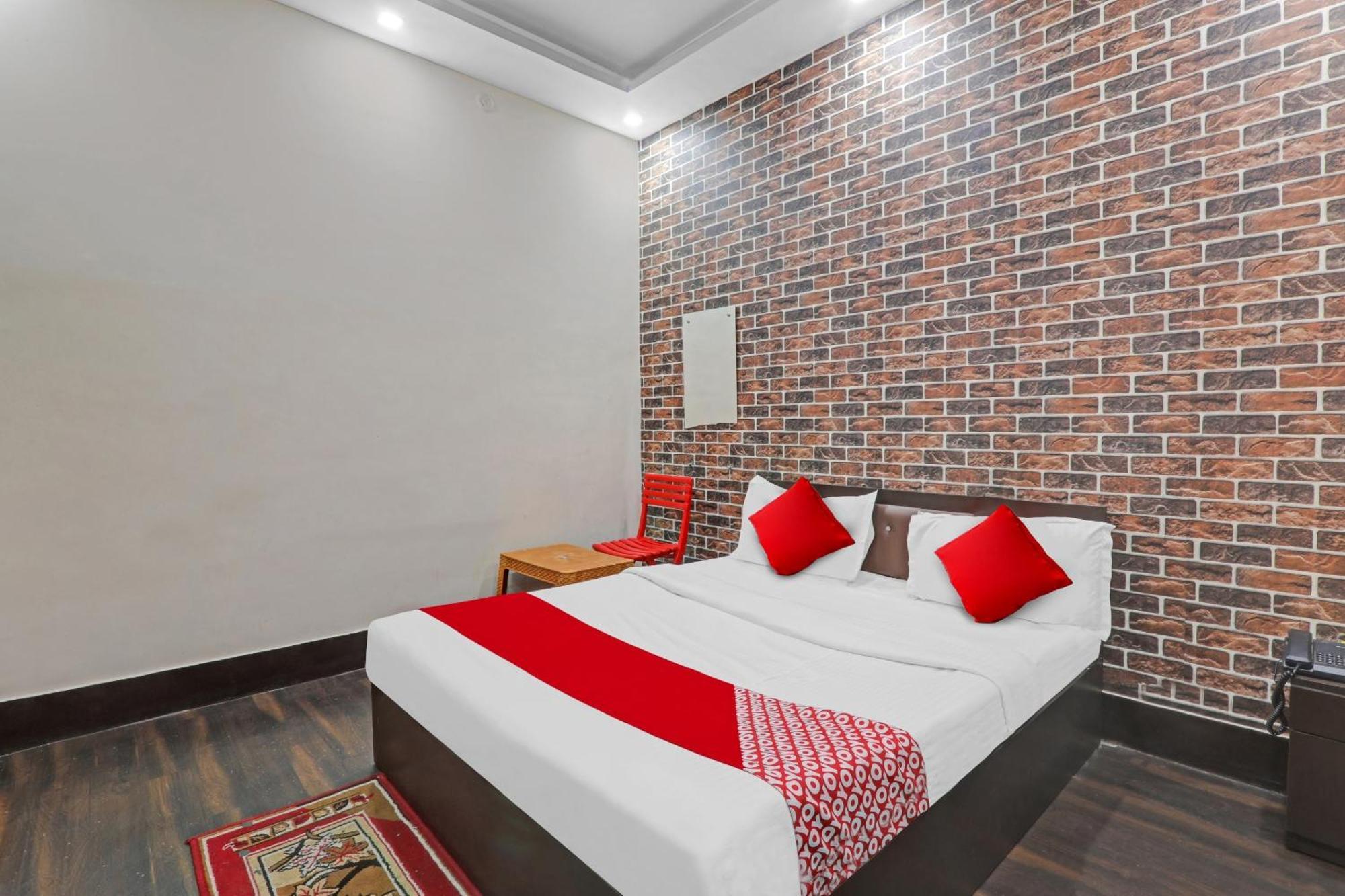 Hotel O New Pacifica Grand Near Phoenix United Lucknow Exteriör bild
