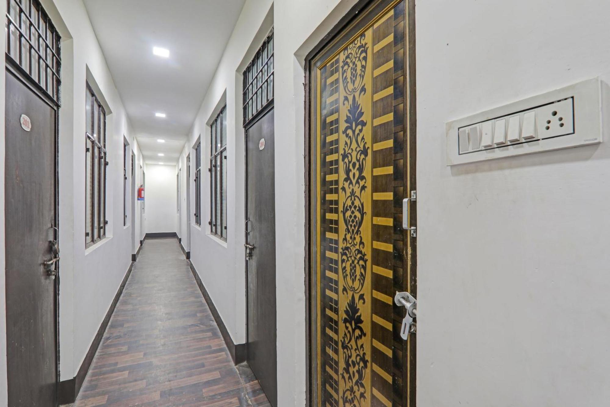 Hotel O New Pacifica Grand Near Phoenix United Lucknow Exteriör bild